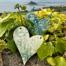 Load image into Gallery viewer, Floral Heart Decoration