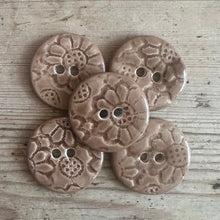 Load image into Gallery viewer, Floral Button 3cm - made to order