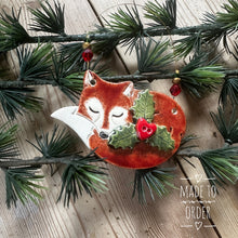 Load image into Gallery viewer, Sleepy Foxes