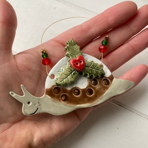 Christmas Pudding Snail