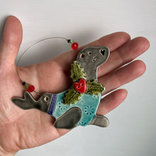 Load image into Gallery viewer, Festive Seal