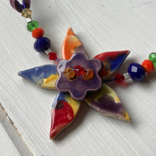 Load image into Gallery viewer, Flower Necklaces
