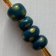 Load image into Gallery viewer, Medium Beads set of 4
