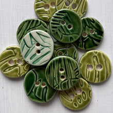 Load image into Gallery viewer, Small Palm embossed 22mm button