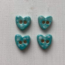 Load image into Gallery viewer, Single Tiny Heart Button 13mm