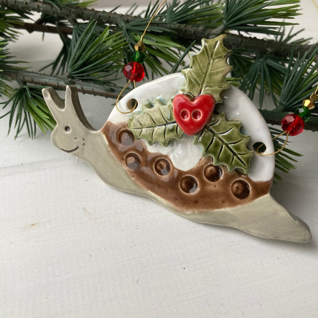 Christmas Pudding Snail