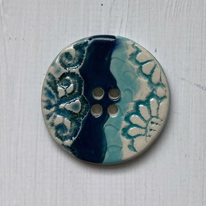 Flora Day Buttons 4.5cm