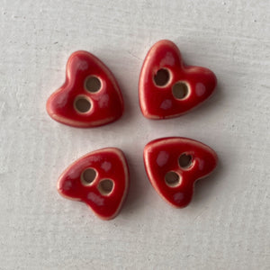 Single Tiny Heart Button 13mm