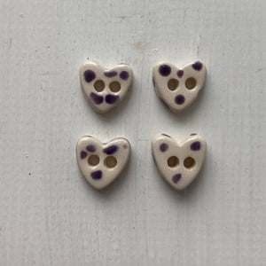 Single Tiny Heart Button 13mm